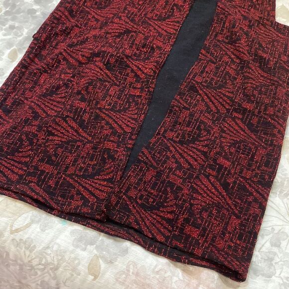 Elegant Black and Red Full Length Maxi Dress - Picture 5 of 9